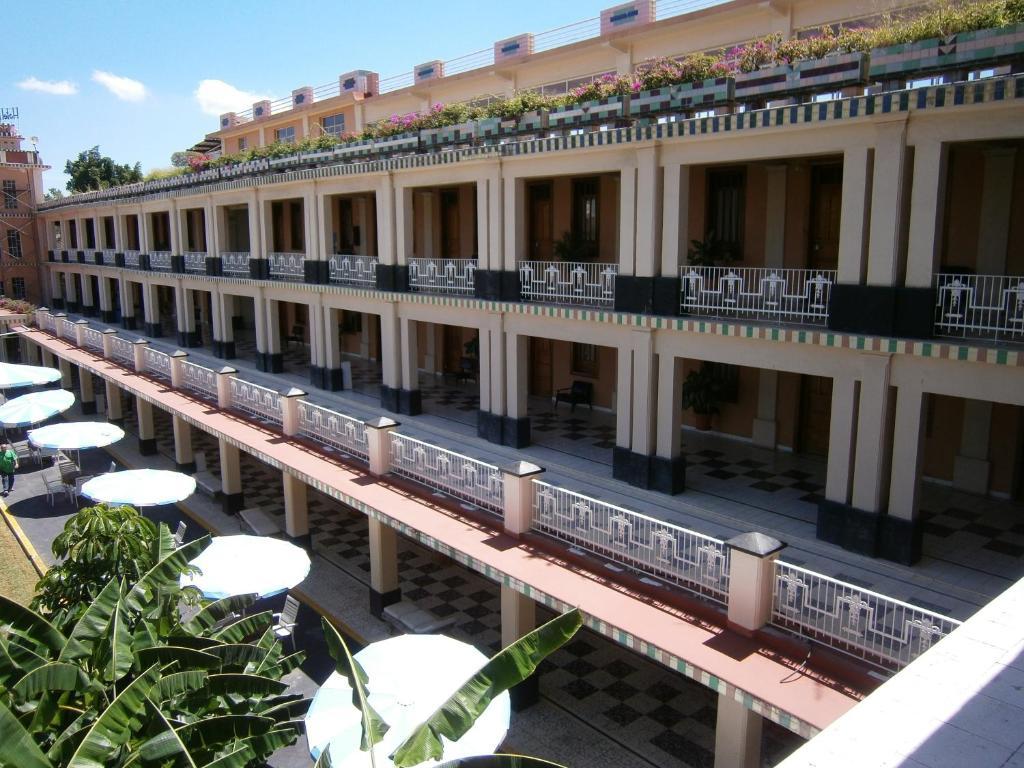 Hotel Fenix Zamora de Hidalgo Exteriör bild